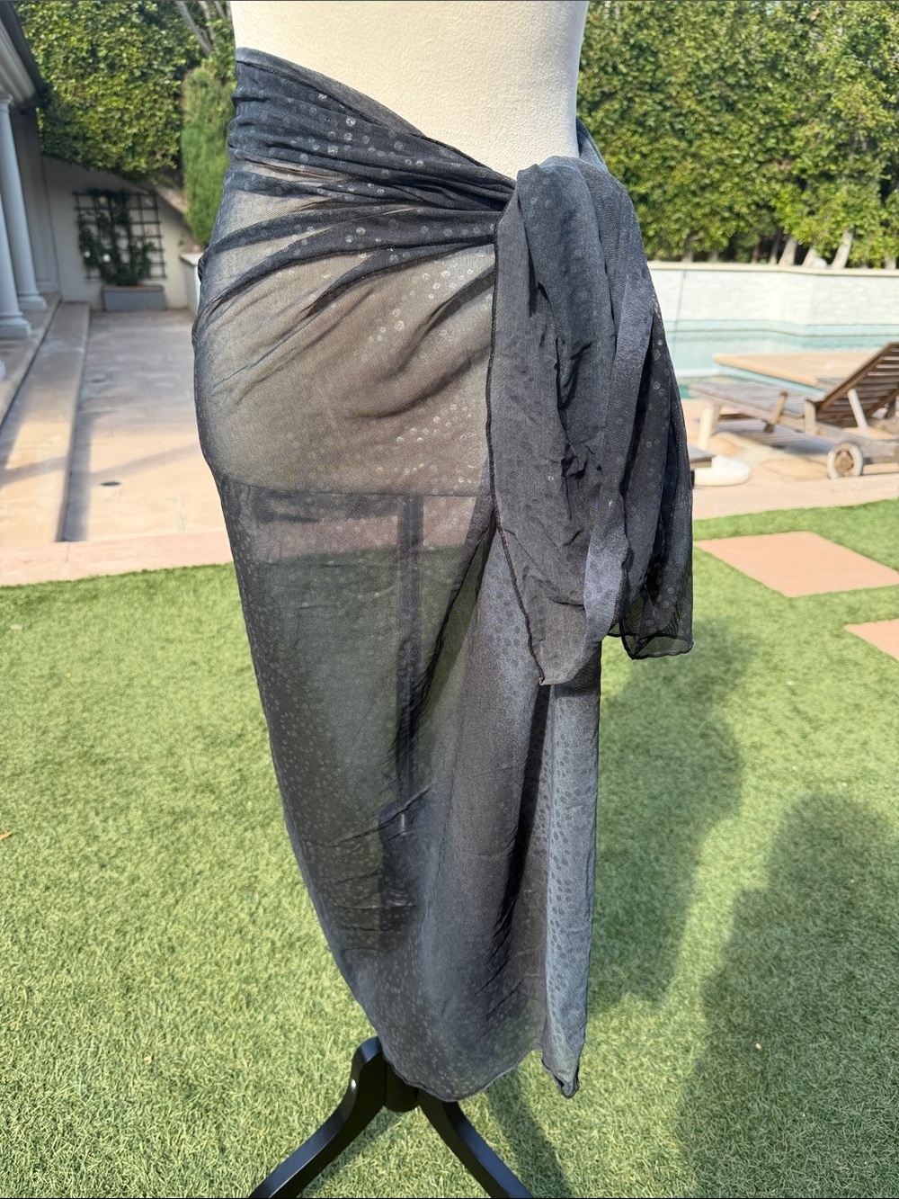 BCBG Vintage Y2K Charcoal Grey Black Sheer Mesh Sarong Coverup Dot Texture Large